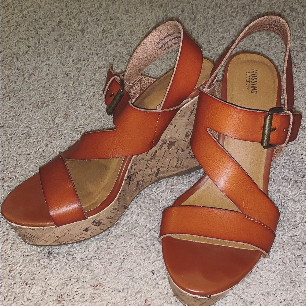 Mossimo Wedge